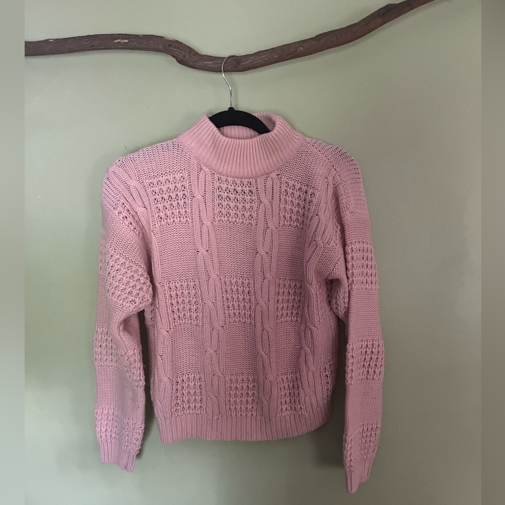 Vintage light pink knit sweater